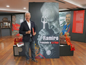 Exposición Ramiro Peinando a la Roja, Grupo Cultural Covadonga Gijón, 2019